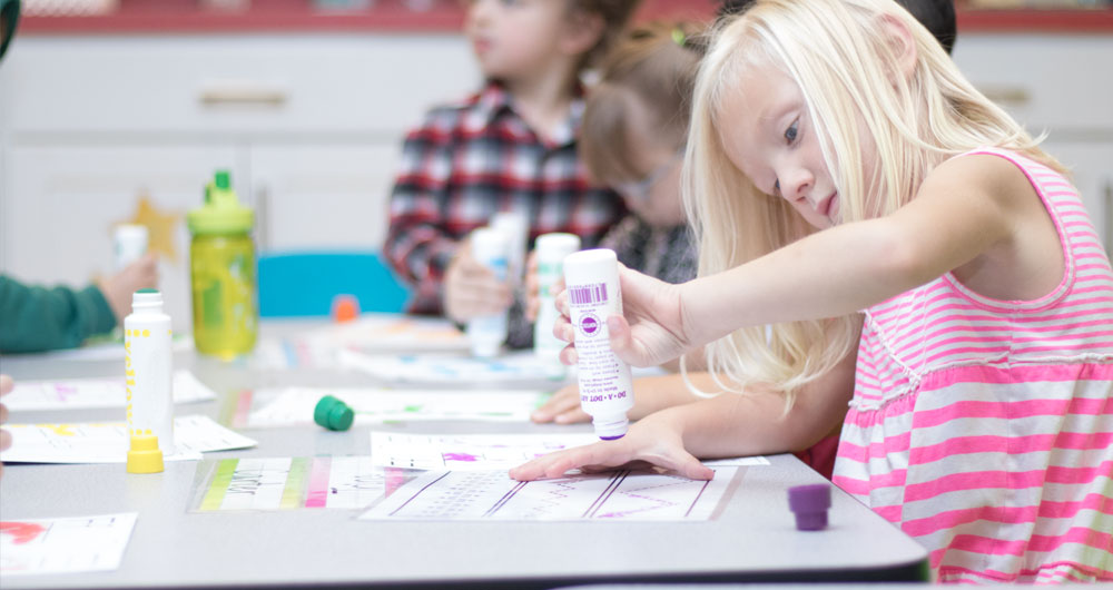 Kids doing arts and crafts